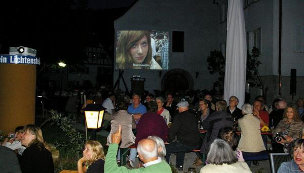 Die Premiere: Von "Oberhausener Filmfestspielen" sprachen die Bewohner des Unterhausener Südens. Foto: Jürgen Herdin